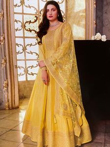 Afbeelding van Sunny Yellow Designer Emboidered Anarkali / Gown A187